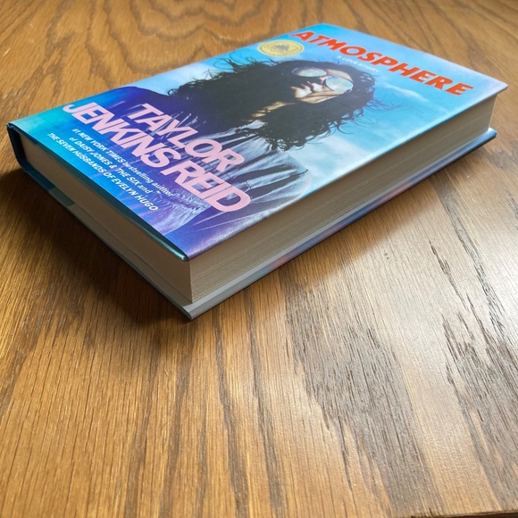 Atmosphere by Taylor Jenkins Reid [Hardcover Book] - Picture 4 of 4